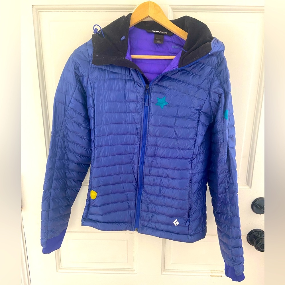 Black Diamond women’s lightweight puffer coat
